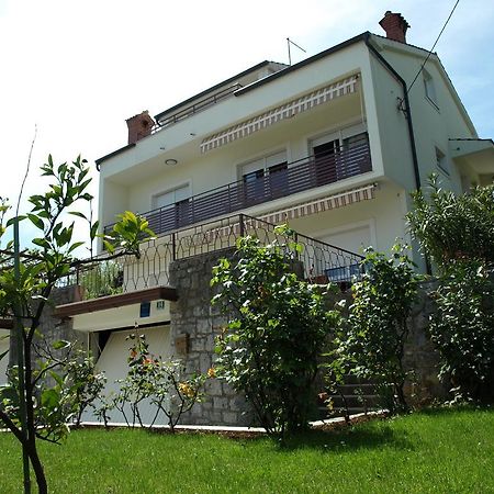 Apartment Meri Icici Luaran gambar