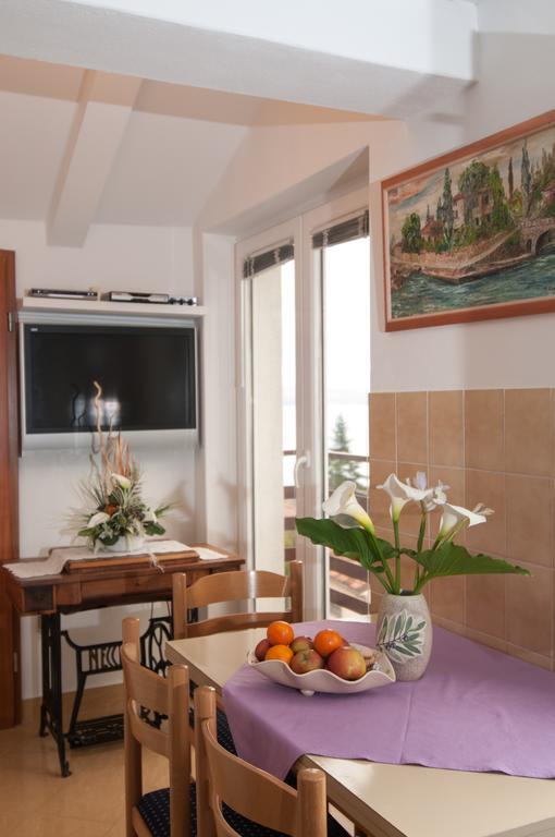 Apartment Meri Icici Luaran gambar